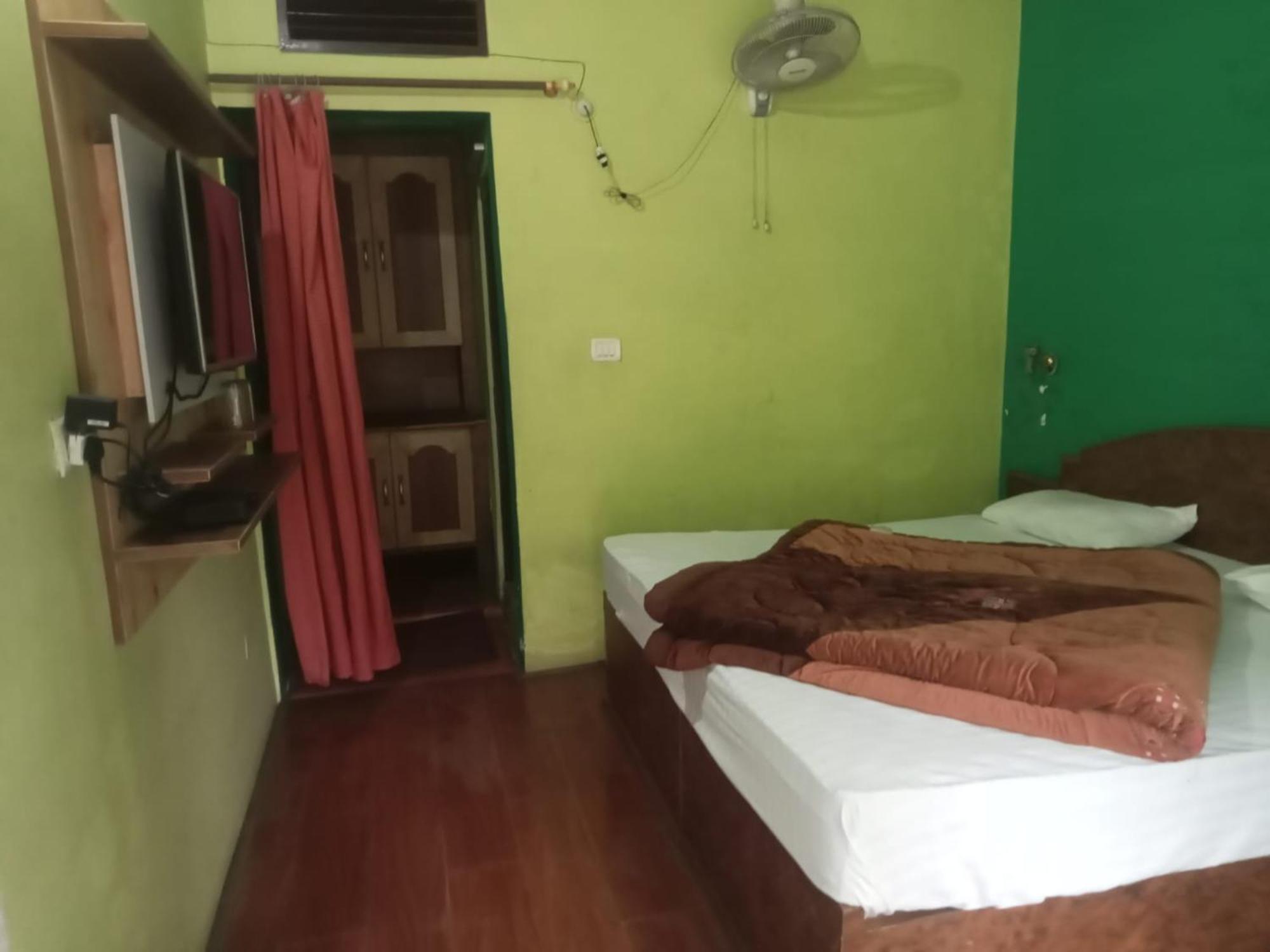 Goroomgo Hotel Shivay Near Kausani Chouraha - Mountain View - Excellent Customer Service Exteriör bild